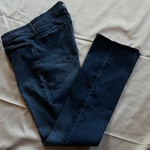 Levis jeans